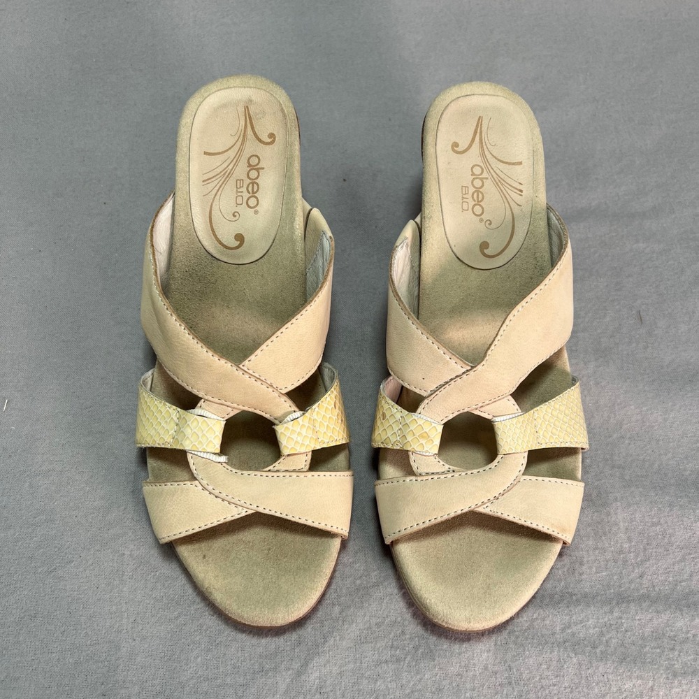 Abeo B.I.O. Heels Tan Leather Snakeskin Accent Orthotic Comfort Wood Heel Size 9